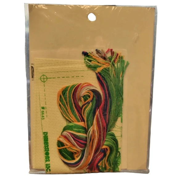 Vintage 1993 Dimensions No Count Cross-stitch Kit, "God Loves Golfers" - Picture 5 of 5